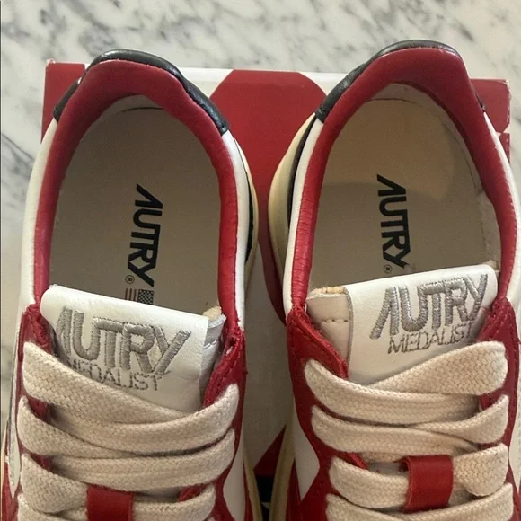 Autry Kids Kulk Low Sneakers - Black, Red & White